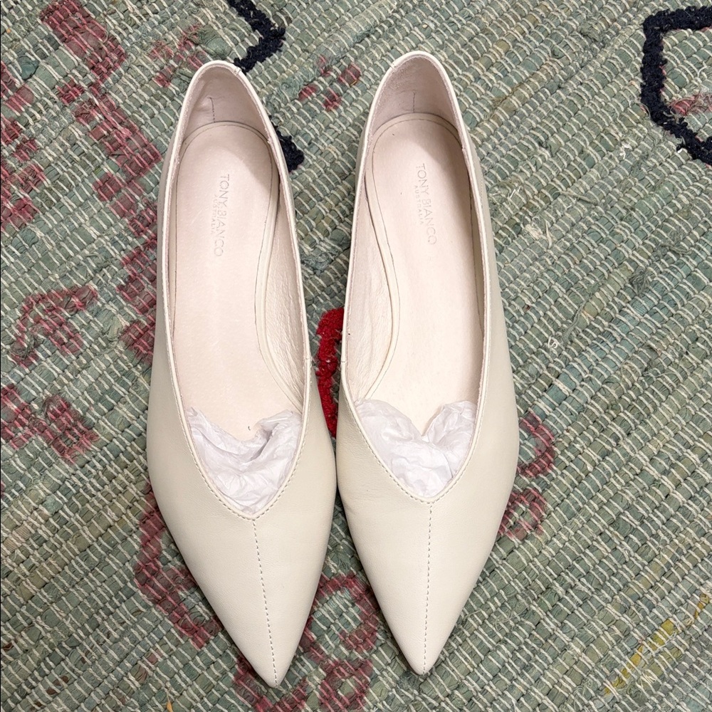 Tony Bianco Flats